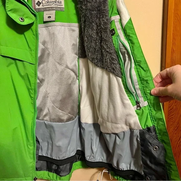 Columbia Sportswear - Winter - Women - Ski - Outdoor - Large - Omni Shield - Picture 9 of 11
